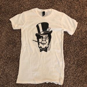 Obey women’s shirt